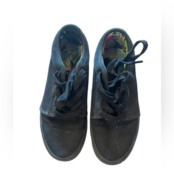 Black Vans with Floral Print Inside - Picture 3 of 5